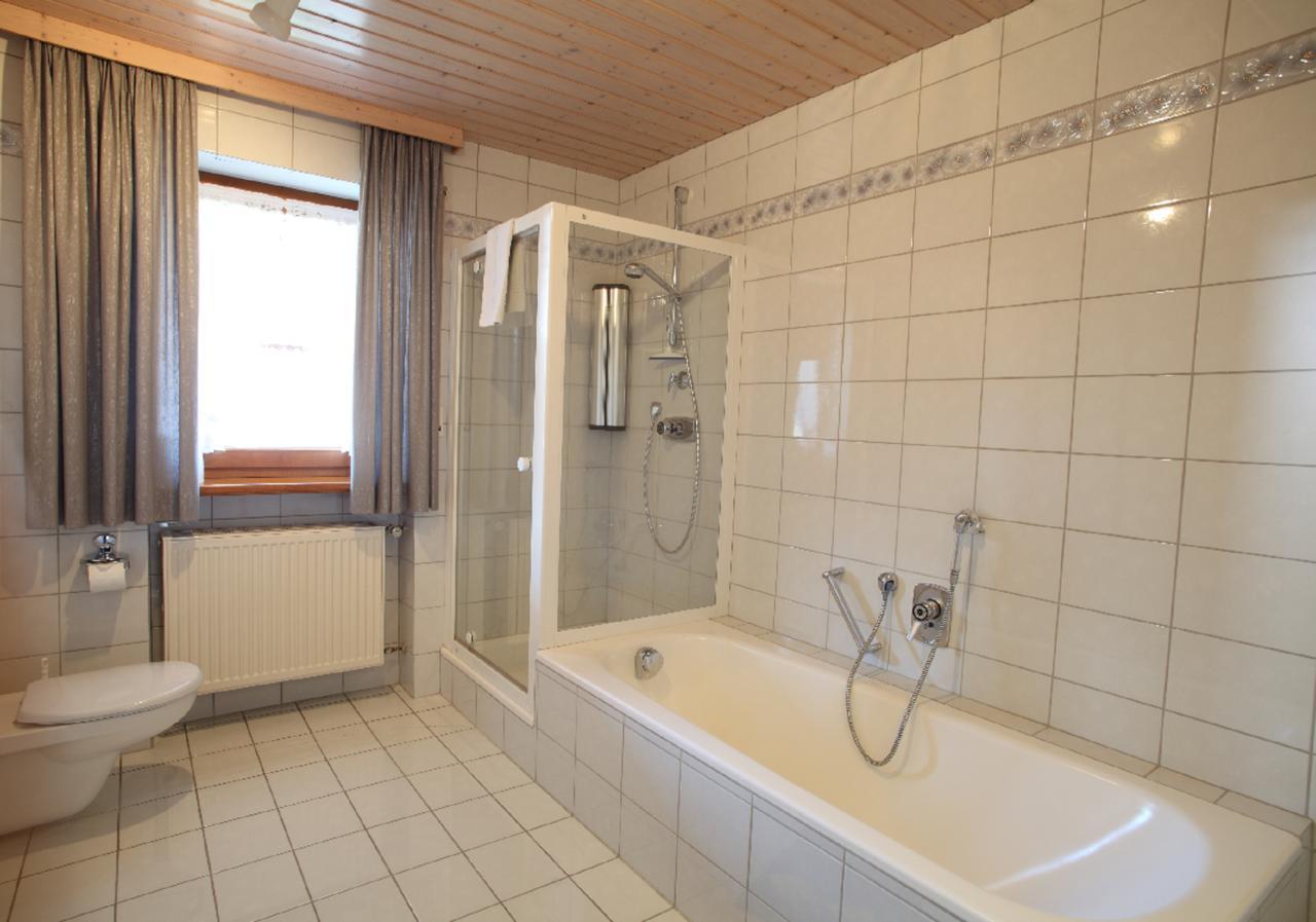 Gaestehaus Obermeier Ruhmannsfelden Exterior photo